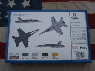 Italeri 016 F/A-18 Hornet 